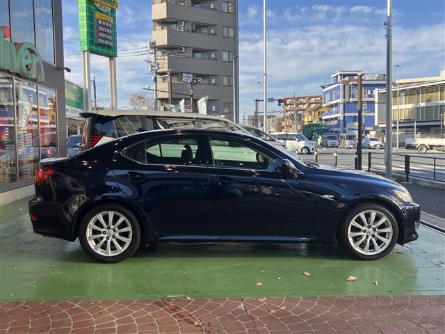 ＩＳ ＩＳ２５０　バージョンＬ　インテリキー　革Ｓ　ＨＤＤナビゲーションシステム　カーテンエアバッグ　ＡＡＣ　サンルーフ　オートライト　エアバック　ＰＷ　ナビ　キーレスエントリー　パワーステアリング　ＡＢＳ　ワンオーナー　Ｂカメ（6枚目）