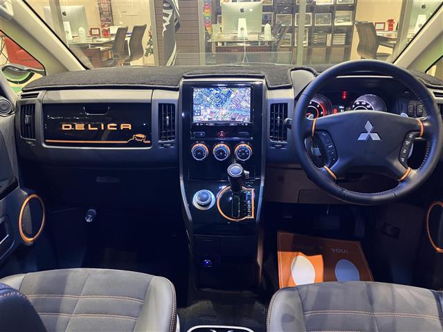 デリカＤ：５ アクティブギア　Ｂｌｕｅｔｏｏｔｈ対応　パートタイム４ＷＤ　キーフリー　ドラレコ　パワーウインドウ　フルセグ　メモリナビ　ＥＴＣ車載器　エアコン　ＥＳＣ　ターボ　オートライト　寒冷地仕様　ＤＶＤ再生　ナビ＆ＴＶ（8枚目）