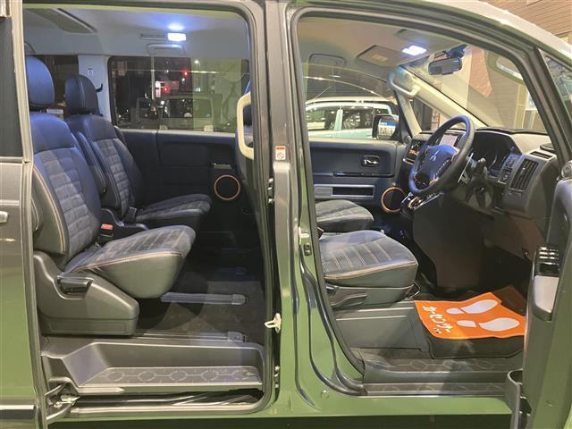 デリカＤ：５ アクティブギア　Ｂｌｕｅｔｏｏｔｈ対応　パートタイム４ＷＤ　キーフリー　ドラレコ　パワーウインドウ　フルセグ　メモリナビ　ＥＴＣ車載器　エアコン　ＥＳＣ　ターボ　オートライト　寒冷地仕様　ＤＶＤ再生　ナビ＆ＴＶ（12枚目）