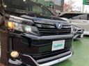 ヴォクシー ハイブリッドＶ　ＢＴ接続　サイドエアバッグ　ＳＤナビゲーション　車線逸脱防止　スマートキープッシュスタート　盗難防止アラーム　ウォークスルー　記録簿有　ＤＶＤ再生可　Ａライト　Ｂモニター　オートクルーズ　Ｗエアバック（7枚目）