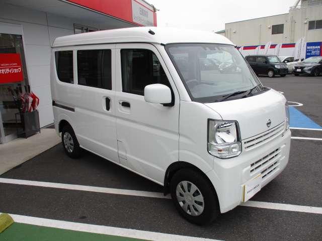 ＮＶ１００クリッパーバン ＤＸ　ＧＬパッケージ　ハイルーフ　４ＷＤ　踏み間違い　アイドリングストップ　　衝突軽減　運転席助手席エアバッグ　前席ＰＷ　ワンオーナー　記録簿あり　キーレスキー　エアコン　ドライブレコーダー　ナビＴＶ（8枚目）