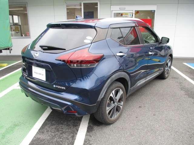 キックス Ｘ　ＭＭ３２０ＤＬナビ　プロパイロット　アラウンド　ナビ＆ＴＶ　ワンオ－ナ－車　スマートキー　ＬＥＤヘッド　盗難防止システム　ドラレコ　ＥＴＣ　整備記録簿有　メモリーナビ　サイドエアバッグ　アルミ（2枚目）