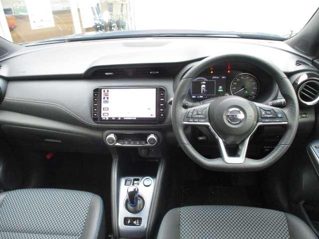 キックス Ｘ　ＭＭ３２０ＤＬナビ　プロパイロット　アラウンド　ナビ＆ＴＶ　ワンオ－ナ－車　スマートキー　ＬＥＤヘッド　盗難防止システム　ドラレコ　ＥＴＣ　整備記録簿有　メモリーナビ　サイドエアバッグ　アルミ（4枚目）