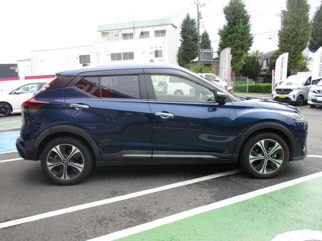 キックス Ｘ　ＭＭ３２０ＤＬナビ　プロパイロット　アラウンド　ナビ＆ＴＶ　ワンオ－ナ－車　スマートキー　ＬＥＤヘッド　盗難防止システム　ドラレコ　ＥＴＣ　整備記録簿有　メモリーナビ　サイドエアバッグ　アルミ（11枚目）