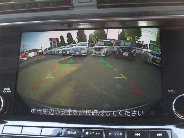 フェアレディＺ ３．０　６速　コネクトナビ　ベースグレード　クルコン　ＬＥＤヘッド　バックカメラ　衝突軽減システム　エアコン　パワーウィンドウ　パワーステアリング　ＥＴＣ　アルミホイール　インテリジェントキー（8枚目）