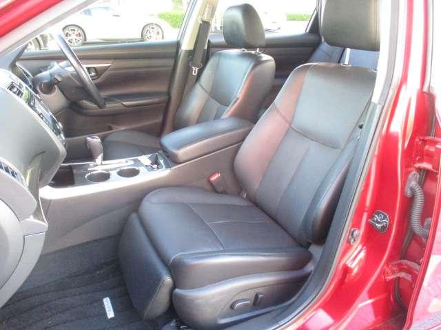 ティアナ XV コネクトナビ アラウンドビュー インテリジェントキー 黒革シート 点検記録簿 ナビTV ETC オートエアコン カーテンエアバック メモリーナビ 盗難防止システム エアバッグ AW(16枚目)