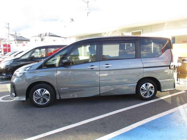 セレナ e-パワー ハイウェイスターV MM512DLナビ 後席モニター 360°カメラ エマジェンシーブレーキ 1オナ スマキー LED レーンアシスト 点検記録簿付 ETC ドラレコ イモビ フルオートエアコン アルミホイール(15枚目)