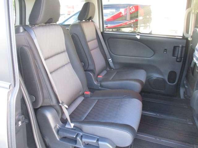 セレナ e-パワー ハイウェイスターV MM512DLナビ 後席モニター 360°カメラ エマジェンシーブレーキ 1オナ スマキー LED レーンアシスト 点検記録簿付 ETC ドラレコ イモビ フルオートエアコン アルミホイール(18枚目)