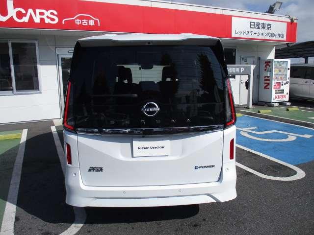 セレナ ｅ－パワー　ハイウェイスターＶ　ＭＭ２２２Ｄ－ＬＥナビ　後席モニター　ＬＤＰ　追従クルーズ　ＬＥＤランプ　アルミ　ドラレコ　ＥＴＣ　記録簿　盗難防止システム　スマートキー　１オナ　オートエアコン　サイドカーテンエアバック（13枚目）