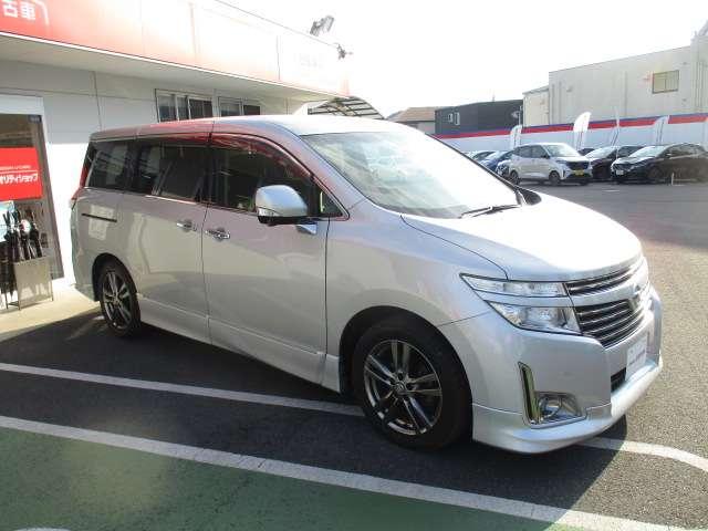 希望ナンバーや保証期間を延ばす延長保証などもございます。詳しくはスタッフまでお問い合わせください。