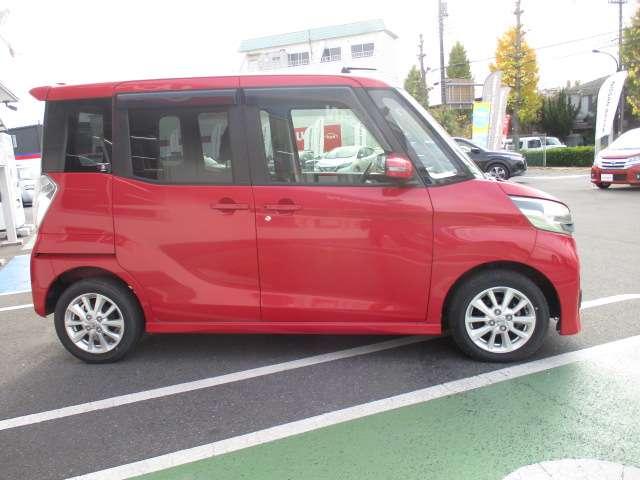 デイズルークス ６６０　ハイウェイスターＸ　Ｖセレクション　＋ＳａｆｅｔｙＩＩ　ＭＣ３１４Ｄ－Ｗナビ　アラウンドビューモニター　ナビＴＶ　インテリジェントキー　サイドエアバッグ　エアコン　ＡＢＳ　パワステ　パワーウィンド　エアバック　メモリーナビ　アルミホイル　助手席エアバッグ　キーフリー　ＰＳドア（9枚目）