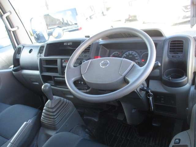 アトラストラック フルスーパーロー ディーゼルターボ 6MT 2t シングルキャブ(4枚目)