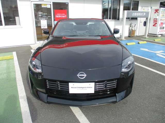 フェアレディZ 3.0 バージョン S 6速 コネクトナビ バックカメラ LEDヘッドライト インテリジェントキー ナビTV サイドエアバッグ ETC オートエアコン オートクルーズコントロール パワーウィンドウ 衝突被害軽減システム Bモニタ(10枚目)