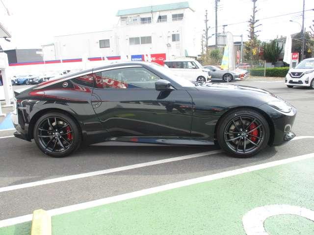 フェアレディZ 3.0 バージョン S 6速 コネクトナビ バックカメラ LEDヘッドライト インテリジェントキー ナビTV サイドエアバッグ ETC オートエアコン オートクルーズコントロール パワーウィンドウ 衝突被害軽減システム Bモニタ(12枚目)