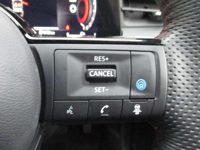 オーラ 1.2 NISMO プロパイロット コネクトナビ カーテンエアバッグ エマブレ 禁煙 インテリキー ETC 車線逸脱警報 フルセグ キーフリーシステム ダブルエアバック 定期点検記録簿 アルミホイール 運転席エアバッグ メモリーナビ 試乗車 ナビTV(5枚目)