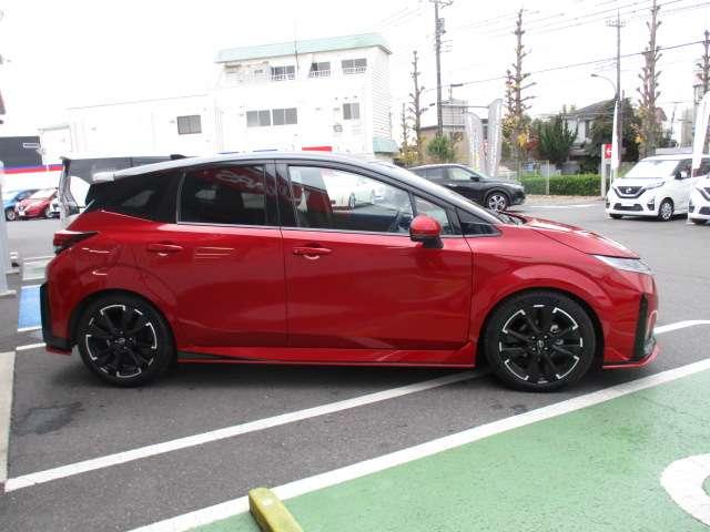 オーラ 1.2 NISMO プロパイロット コネクトナビ カーテンエアバッグ エマブレ 禁煙 インテリキー ETC 車線逸脱警報 フルセグ キーフリーシステム ダブルエアバック 定期点検記録簿 アルミホイール 運転席エアバッグ メモリーナビ 試乗車 ナビTV(12枚目)