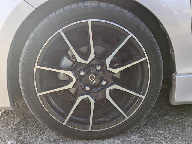 アクア G G’s 社外ディスプレイオーディオ/ハーフレザーシート/前席シートヒーター/純正17インチアルミホイール/ETC/LEDビーム/スマートキー×2//フォグランプ/オートライト/車検令和9年9月(7枚目)