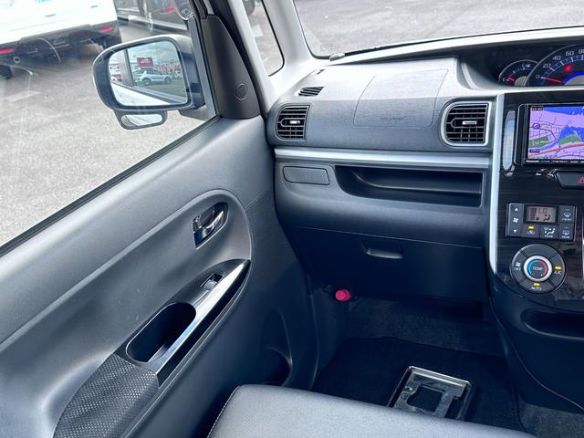 カスタムRS SA 社外ナビ/ Bluetooth/フルセグTV/CD/DVD/両側パワースライドドア/バックカメラ/LEDヘッドライト/オートライト/純正フロアマット/純正ドアバイザー/スマートキー(16枚目)