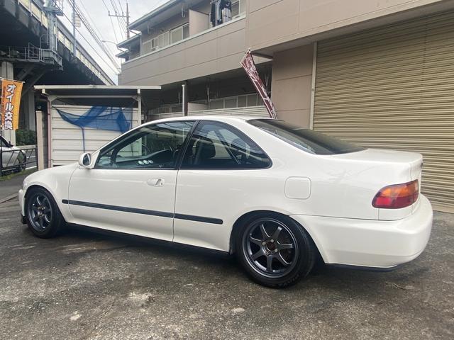 シビッククーペ ベースグレード　Ｂ１６Ａ載せ替え　Ｏ／Ｈ済みハイコンプエンジン　２名乗車　６点式ロールケージ　機械式ＬＳＤ　オリジナルマフラーＭＹＡＫＵＤＯ　リアディスクブレーキ　フル公認済み　ワイヤータック　エアコンタック（5枚目）