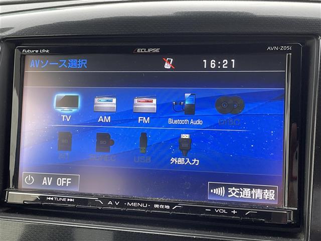 Ｊスタイル　４ＷＤ　禁煙車　社外ＳＤナビ　フルセグＴＶ　ＣＤ　Ｂｌｕｅｔｏｏｔｈ　スマートキー　ハーフレザーシート　衝突被害軽減装置　アイドリングストップ　シートヒーター　ＨＩＤヘッドライト　ＥＴＣ(19枚目)