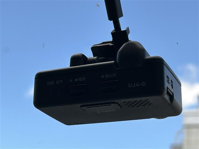 デイズルークス ハイウェイスター　Ｘターボ　４ＷＤターボ　純正ナビ　フルセグＴＶ／ＡＭ／ＦＭ／ＣＤ／ＤＶＤ　Ｂｌｕｅｔｏｏｔｈ　禁煙車　前後ドライブレコーダー　全周囲カメラ　左側パワースライドドア　衝突被害軽減システム　ワンオーナー　禁煙車（23枚目）