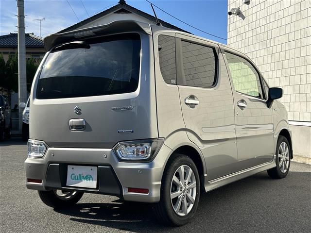 ワゴンＲスティングレー ハイブリッドＸ　禁煙車　４ＷＤ　社外オーディオ　アイドリングストップ　コーナーセンサー　衝突被害軽減ブレーキ　車線逸脱警報　横滑り防止装置　盗難防止装置　ＬＥＤヘッドライト　シートヒーター　冬タイヤ積み込み（5枚目）