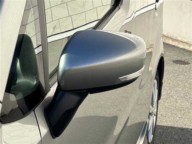 ワゴンＲスティングレー ハイブリッドＸ　禁煙車　４ＷＤ　社外オーディオ　アイドリングストップ　コーナーセンサー　衝突被害軽減ブレーキ　車線逸脱警報　横滑り防止装置　盗難防止装置　ＬＥＤヘッドライト　シートヒーター　冬タイヤ積み込み（13枚目）