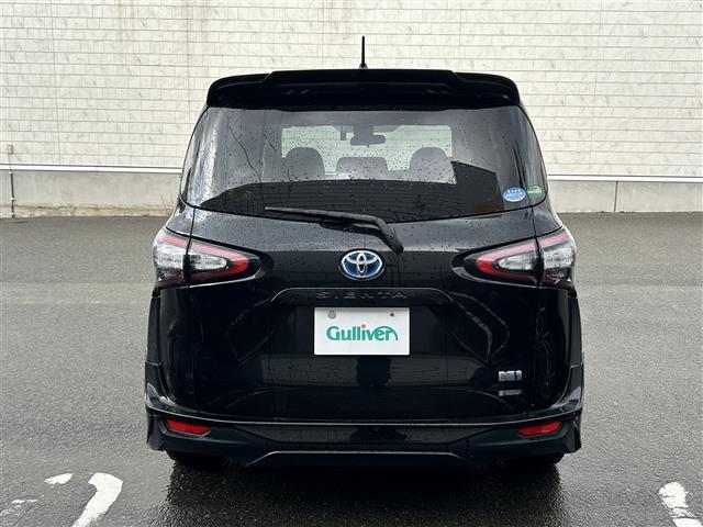 シエンタ ハイブリッドＧ　純正ナビＦＭ／ＡＭ／フルセグ　Ｂｌｕｅｔｏｏｔｈ　両側パワースライドア　衝突軽減ブレーキ　車線逸脱装置　プッシュスタート　バックカメラ　ＡＵＴＯライト　フォグランプ　ワンオーナー　禁煙車（3枚目）