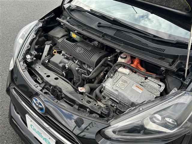 シエンタ ハイブリッドＧ　純正ナビＦＭ／ＡＭ／フルセグ　Ｂｌｕｅｔｏｏｔｈ　両側パワースライドア　衝突軽減ブレーキ　車線逸脱装置　プッシュスタート　バックカメラ　ＡＵＴＯライト　フォグランプ　ワンオーナー　禁煙車（8枚目）