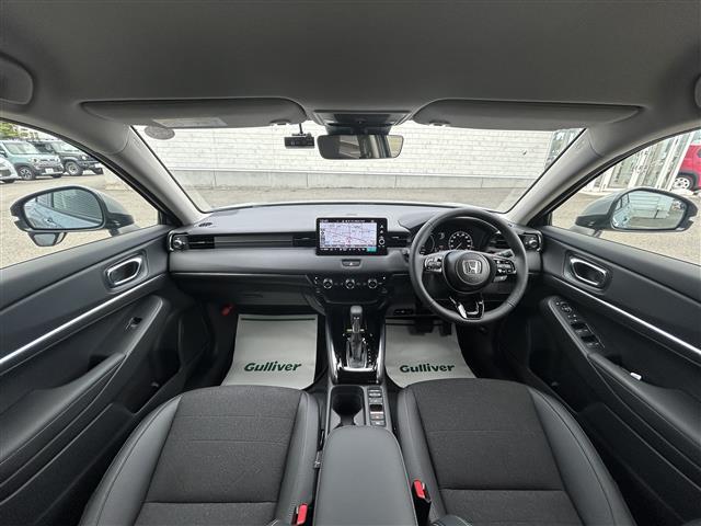 ヴェゼル ｅ：ＨＥＶ　Ｚ　４ＷＤ　純正ナビＴＶ　Ｂｌｕｅｔｏｏｔｈ　レーダークルーズコントロール　置くだけ充電　バックカメラ　ドライブレコーダー　電動リアゲート　ＥＴＣ　純正アルミ付きスタッドレス　ワンオーナー　禁煙（42枚目）