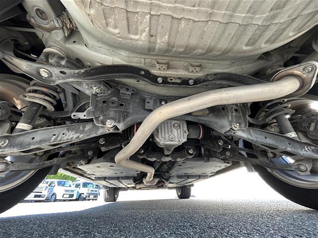 フォレスター アドバンス 禁煙車 4WD 純正SDナビ Bluetooth 全車速追従機能クルーズコントロール アクティブレーンキープアシスト プリクラッシュブレーキ LEDヘッドライト ドライブレコーダー バックカメラ(9枚目)