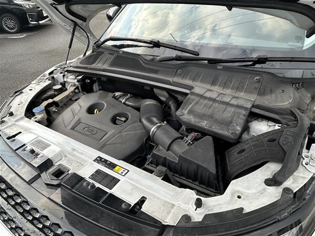 レンジローバーイヴォーク SEプラス 4WD 純正ナビFM/AM/Bluetooth レザーシート 全首位カメラ MERIDIANサウンド クルーズコントロール パドルシフト アイドリングストップ 電動パーキングブレーキー シートヒータ(8枚目)