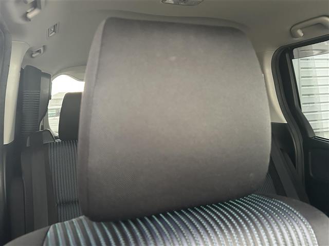 ヴォクシー ハイブリッドZS 煌II 純正10インチナビFM/AM/フルセグ/Bluetooth 衝突軽減ブレーキ 車線逸脱防止 両側パワースライドア 純正バイザー 純正マット LEDライト フォグランプ スペアキー 冬タイヤ積載 ETC(32枚目)