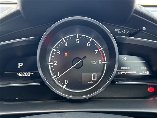 デミオ １５Ｓツーリング　４ＷＤ　純正ナビＦＭ／ＡＭ／Ｂｌｕｅｔｏｏｔｈ　スマートシティブレーキサポート　ＢＳＭシステム　車線逸脱防止装置　横滑り防止装置　バックカメラ　ＡＵＴＯライト　スペアキー　スマートキー　冬タイヤ積載（17枚目）