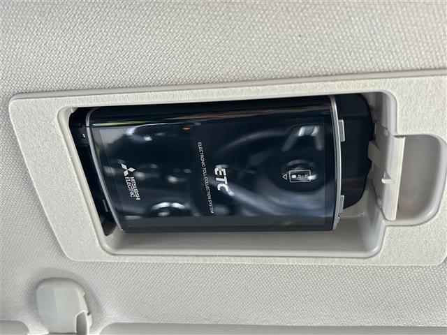 デミオ １５Ｓツーリング　４ＷＤ　純正ナビＦＭ／ＡＭ／Ｂｌｕｅｔｏｏｔｈ　スマートシティブレーキサポート　ＢＳＭシステム　車線逸脱防止装置　横滑り防止装置　バックカメラ　ＡＵＴＯライト　スペアキー　スマートキー　冬タイヤ積載（23枚目）