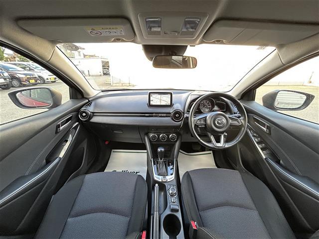 デミオ １５Ｓツーリング　４ＷＤ　純正ナビＦＭ／ＡＭ／Ｂｌｕｅｔｏｏｔｈ　スマートシティブレーキサポート　ＢＳＭシステム　車線逸脱防止装置　横滑り防止装置　バックカメラ　ＡＵＴＯライト　スペアキー　スマートキー　冬タイヤ積載（40枚目）