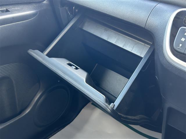 Ｎ－ＢＯＸカスタム Ｇ・Ｌパッケージ　ＳＤナビＴＶ　左側パワースライドドア　スマートキー　フルセグＴＶ　Ｂｌｕｅｔｏｏｔｈ　ＤＶＤ再生　横滑り防止装置　盗難防止装置　社外１４インチアルミ　ディスチャージヘッドライト（26枚目）