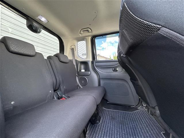 Ｎ－ＢＯＸカスタム Ｇ・Ｌパッケージ　ＳＤナビＴＶ　左側パワースライドドア　スマートキー　フルセグＴＶ　Ｂｌｕｅｔｏｏｔｈ　ＤＶＤ再生　横滑り防止装置　盗難防止装置　社外１４インチアルミ　ディスチャージヘッドライト（32枚目）