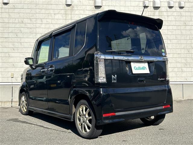 Ｎ－ＢＯＸカスタム Ｇ・Ｌパッケージ　ＳＤナビＴＶ　左側パワースライドドア　スマートキー　フルセグＴＶ　Ｂｌｕｅｔｏｏｔｈ　ＤＶＤ再生　横滑り防止装置　盗難防止装置　社外１４インチアルミ　ディスチャージヘッドライト（38枚目）