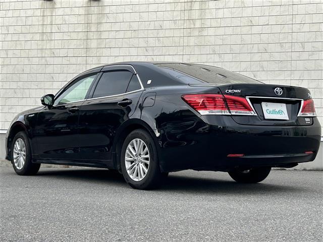 クラウンハイブリッド ロイヤル　Ｆｏｕｒ　４ＷＤ　純正ＳＤナビ　Ｂｌｕｅｔｏｏｔｈ　バックカメラ　クルーズコントロール　オートライト　横滑り防止装置　盗難防止装置　純正１６インチホイール　スマートキー　プッシュスタート　取扱説明書（43枚目）