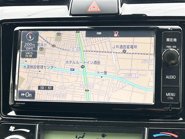 カローラフィールダー ハイブリッドＧ　純正ナビＦＭ／ＡＭ／フルセグ／ＤＩＳＣ　Ｂｌｕｅｔｏｏｔｈ　衝突軽減ブレーキ　逸脱防止装置　横滑り防止装置　プッシュスタート　ＥＶ　Ｍｏｏｄ　ＥＣＯ　Ｍｏｏｄ　純正バイザー　純正マット　スマートキー（21枚目）