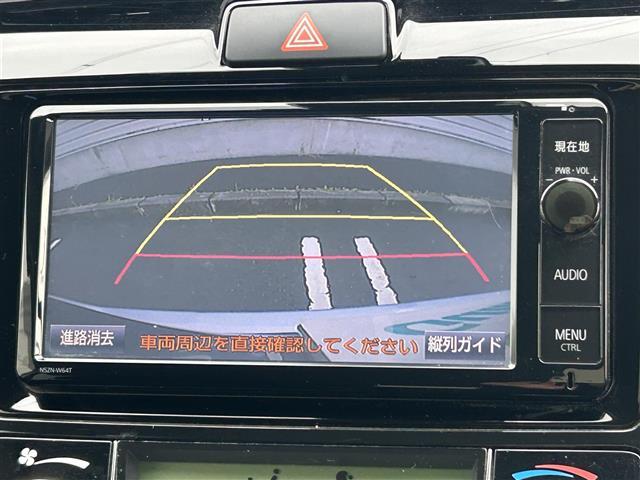 カローラフィールダー ハイブリッドＧ　純正ナビＦＭ／ＡＭ／フルセグ／ＤＩＳＣ　Ｂｌｕｅｔｏｏｔｈ　衝突軽減ブレーキ　逸脱防止装置　横滑り防止装置　プッシュスタート　ＥＶ　Ｍｏｏｄ　ＥＣＯ　Ｍｏｏｄ　純正バイザー　純正マット　スマートキー（23枚目）