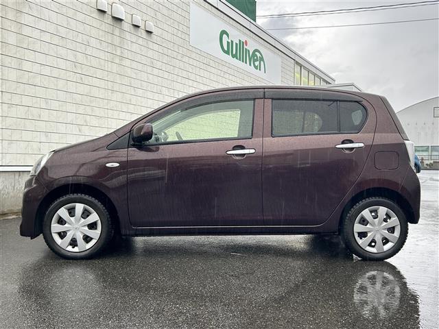 ピクシスエポック Ｘｆ　４ＷＤ　社外ナビＦＭ／ＡＭ／ワンセグ／ＣＤ　盗難防止装置　アイドリングストップ　純正マット　純正バイザー　パワーウィンドゥ　ダブルエアバック　リモコンキー　ＥＴＣ（6枚目）