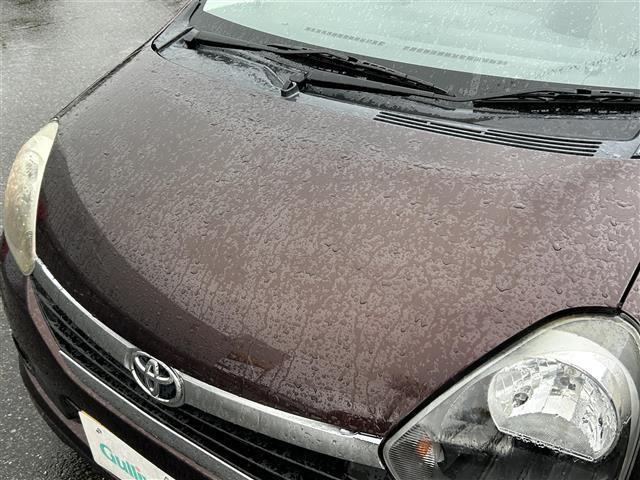 ピクシスエポック Ｘｆ　４ＷＤ　社外ナビＦＭ／ＡＭ／ワンセグ／ＣＤ　盗難防止装置　アイドリングストップ　純正マット　純正バイザー　パワーウィンドゥ　ダブルエアバック　リモコンキー　ＥＴＣ（12枚目）