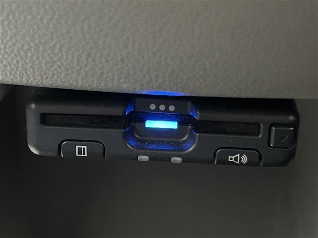 ピクシスエポック Ｘｆ　４ＷＤ　社外ナビＦＭ／ＡＭ／ワンセグ／ＣＤ　盗難防止装置　アイドリングストップ　純正マット　純正バイザー　パワーウィンドゥ　ダブルエアバック　リモコンキー　ＥＴＣ（20枚目）