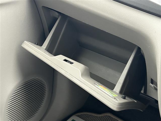 ピクシスエポック Ｘｆ　４ＷＤ　社外ナビＦＭ／ＡＭ／ワンセグ／ＣＤ　盗難防止装置　アイドリングストップ　純正マット　純正バイザー　パワーウィンドゥ　ダブルエアバック　リモコンキー　ＥＴＣ（23枚目）