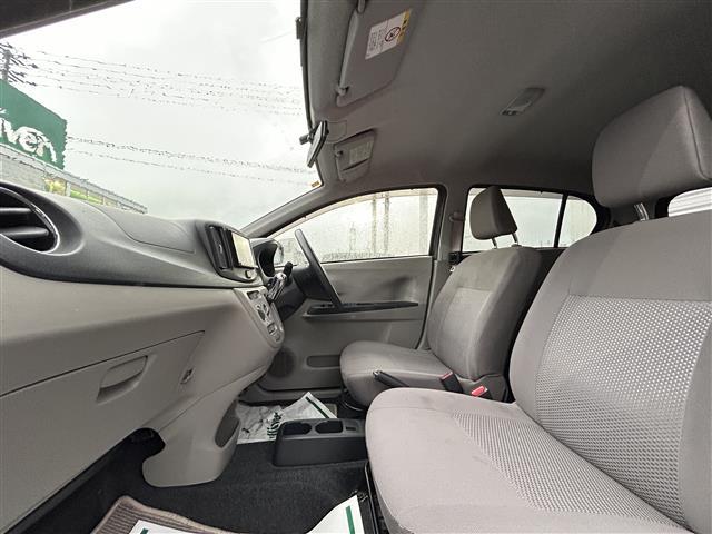 ピクシスエポック Ｘｆ　４ＷＤ　社外ナビＦＭ／ＡＭ／ワンセグ／ＣＤ　盗難防止装置　アイドリングストップ　純正マット　純正バイザー　パワーウィンドゥ　ダブルエアバック　リモコンキー　ＥＴＣ（30枚目）