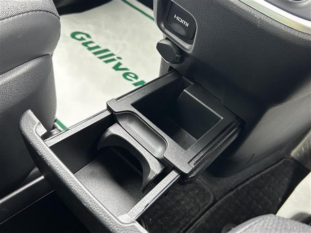 ノア S-G 4WD トヨタセーフティセンス 10.5インチ純正ナビTV DVD USB BT Miracast 両側パワースライドドア バックカメラ ETC2.0 レーダークルーズコントロール ワンオーナー 禁煙(28枚目)