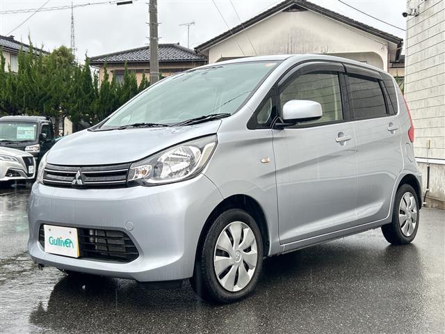 eKワゴン M 禁煙車 純正オーディオ FM AM CD アイドリングストップ 盗難防止装置 ハロゲンヘッドライト 電動格納ミラー リモコンキー フロアマット ドアバイザー 冬タイヤ積み込み(4枚目)