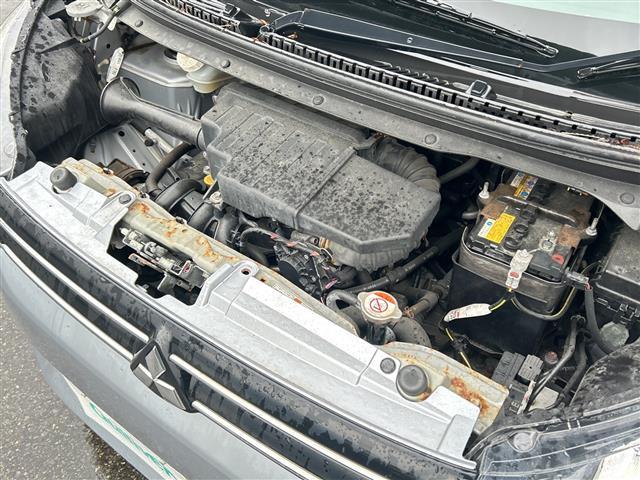 eKワゴン M 禁煙車 純正オーディオ FM AM CD アイドリングストップ 盗難防止装置 ハロゲンヘッドライト 電動格納ミラー リモコンキー フロアマット ドアバイザー 冬タイヤ積み込み(8枚目)